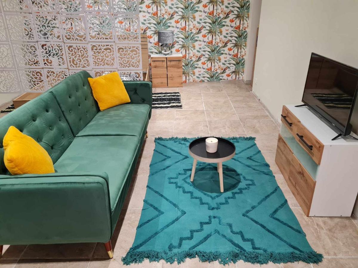 Chez Karine - Appartement Lédenon Esterno foto